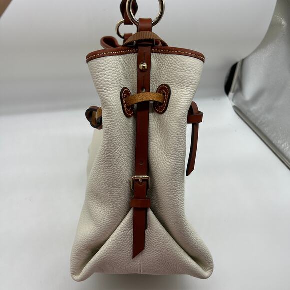 Dooney & Bourke Pebble Leather Maurizia Twist Strap Hobo White - Picture 15 of 16